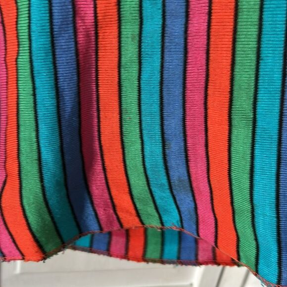 Vintage probably linen t-shirt gives Anti-Hero vibes - Size S/M - Picture 3 of 6